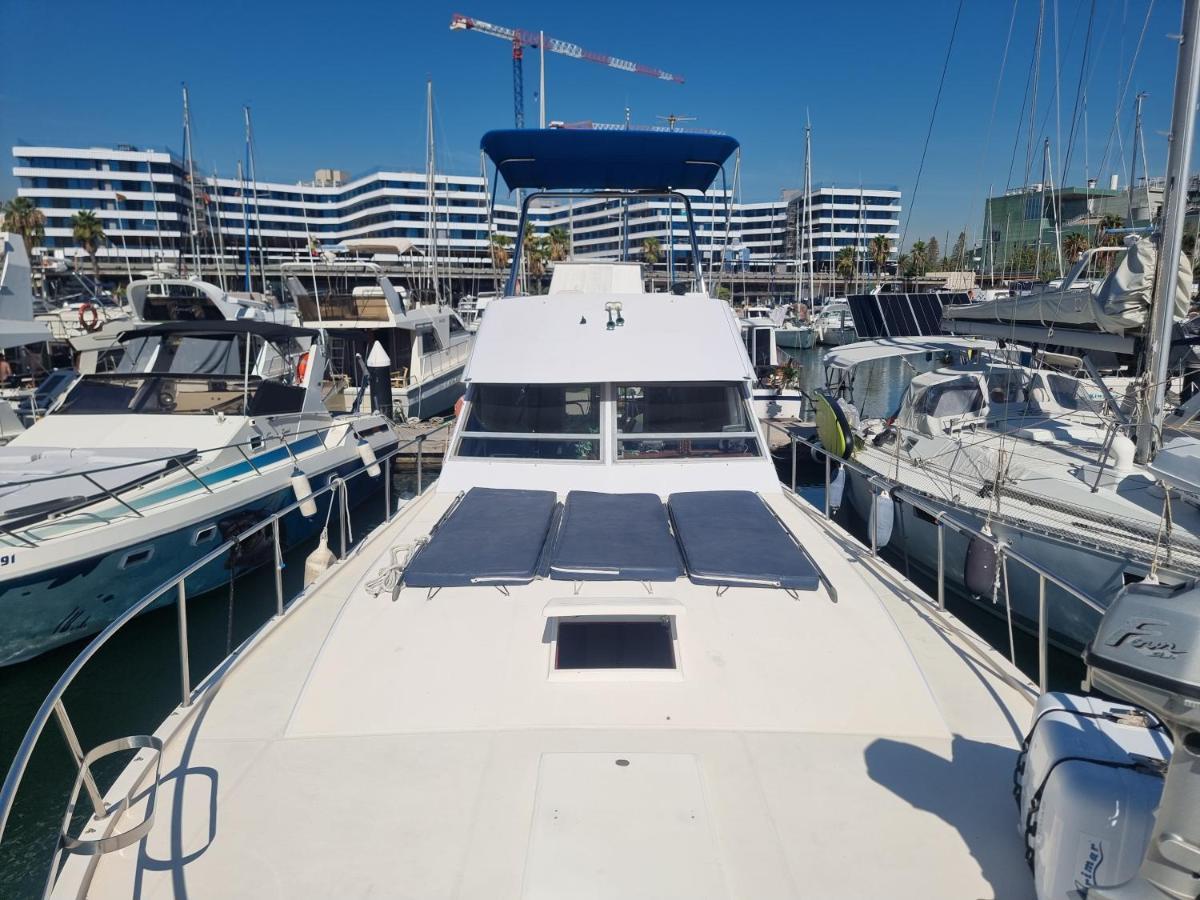 Beautiful And Comfy Boat In Barcelona With Boat Tour Option酒店 外观 照片