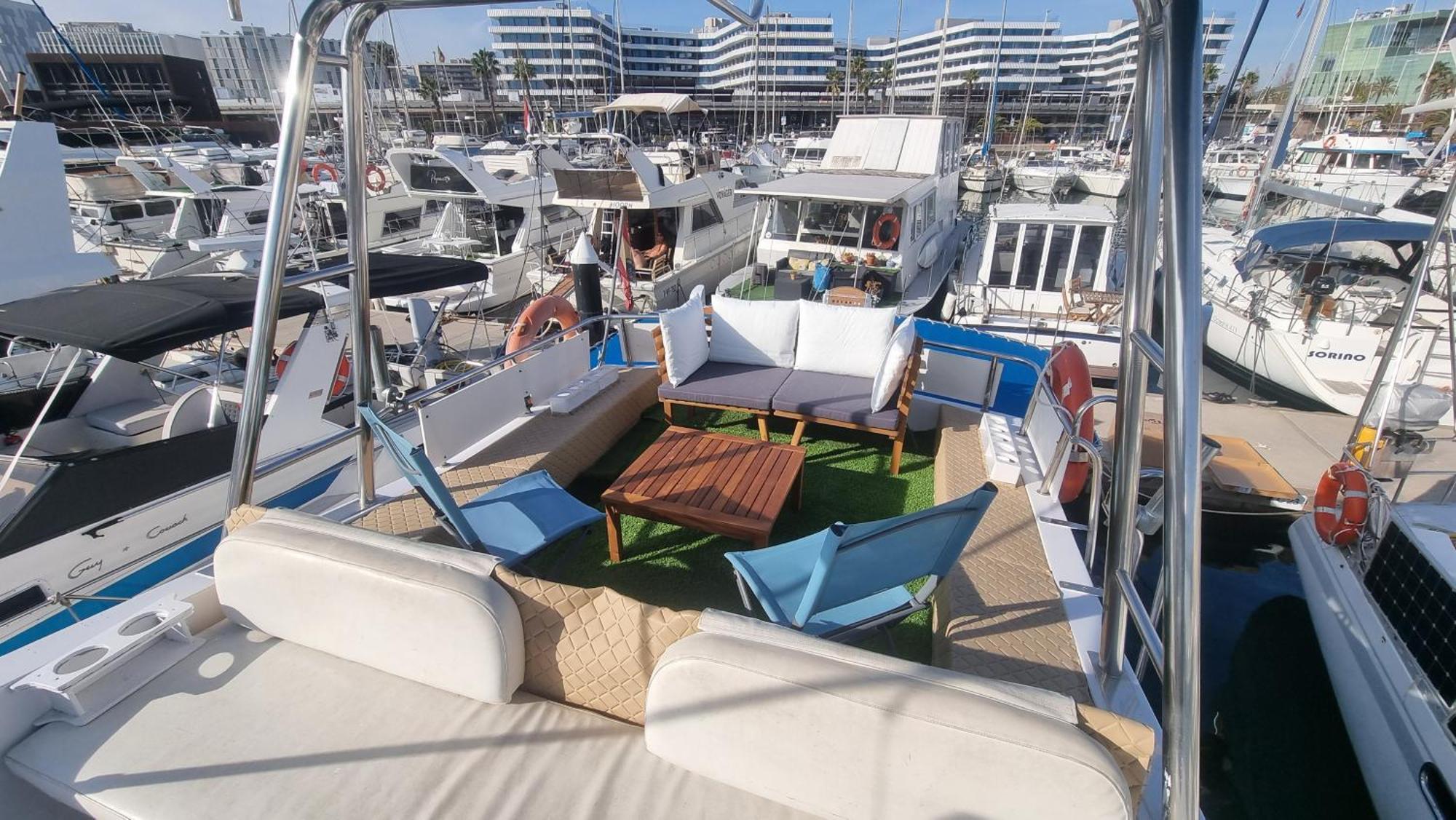 Beautiful And Comfy Boat In Barcelona With Boat Tour Option酒店 外观 照片