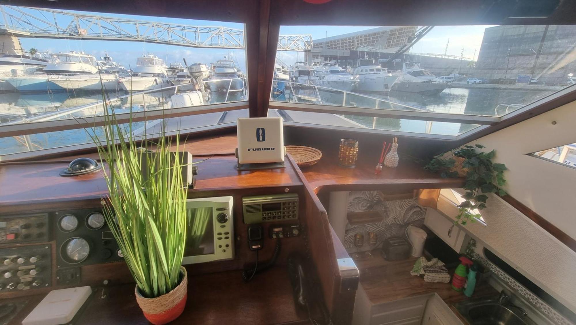 Beautiful And Comfy Boat In Barcelona With Boat Tour Option酒店 外观 照片