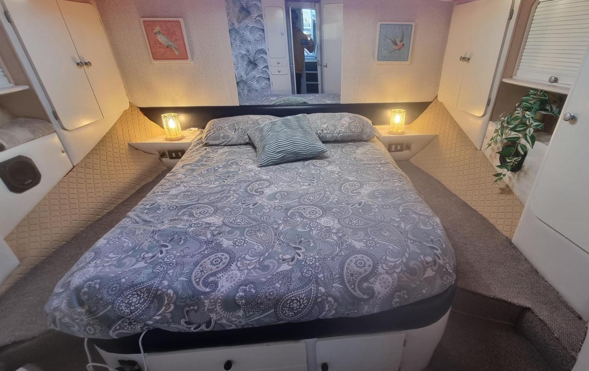Beautiful And Comfy Boat In Barcelona With Boat Tour Option酒店 外观 照片